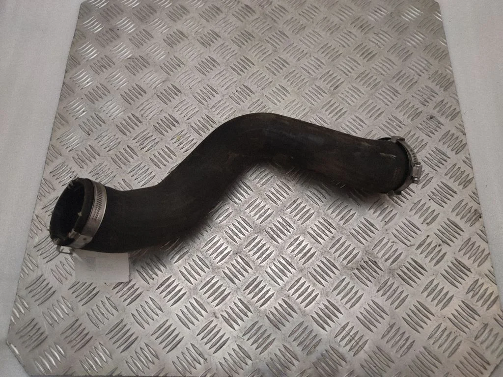 Intercooler hose/pipe FR3C6F073AA