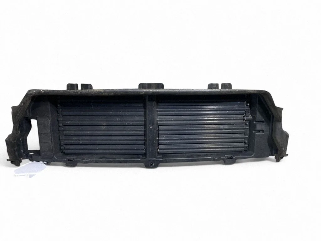 Intercooler air guide/duct channel – Volvo XC90 (2014-)
