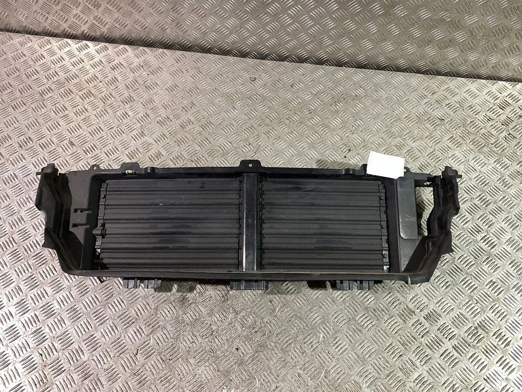 Intercooler air guide/duct channel – Volvo XC90 (2014-)