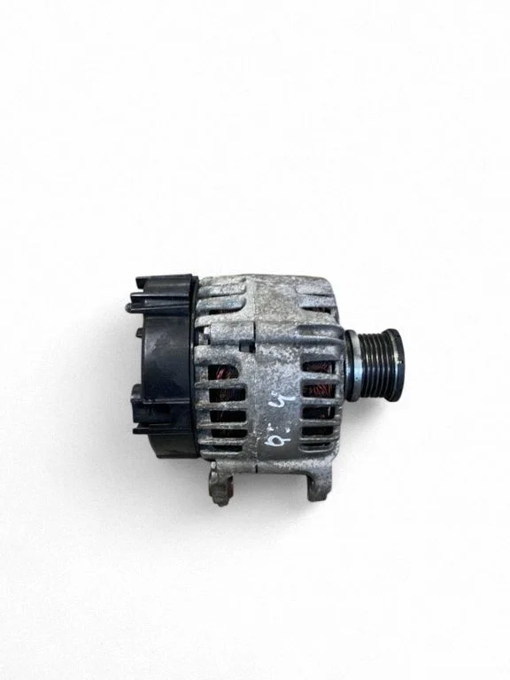 Generaator 04L903027
