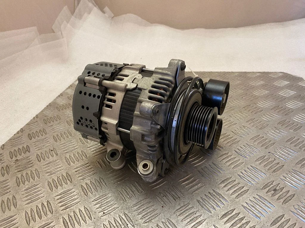 Generator/alternator 32301041