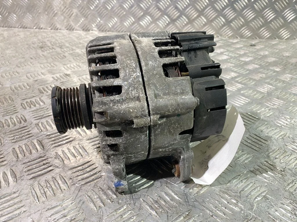 Generator/alternator 04L903017C