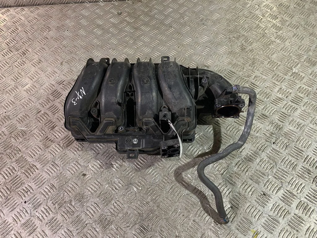 Intake manifold – Lexus NX (2014-2021)