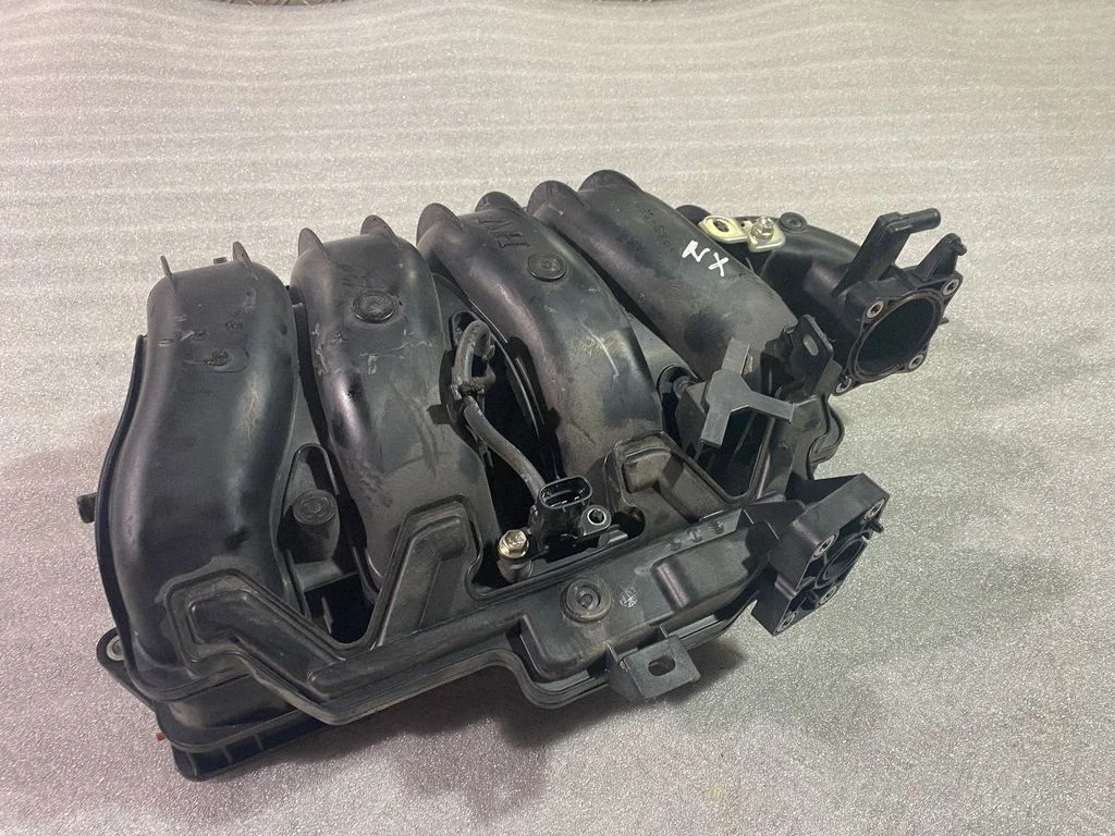 Intake manifold – Lexus NX (2014-2021)