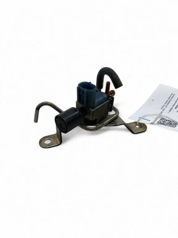 Turbo solenoid valve – Toyota Land Cruiser (J150) (2009-)