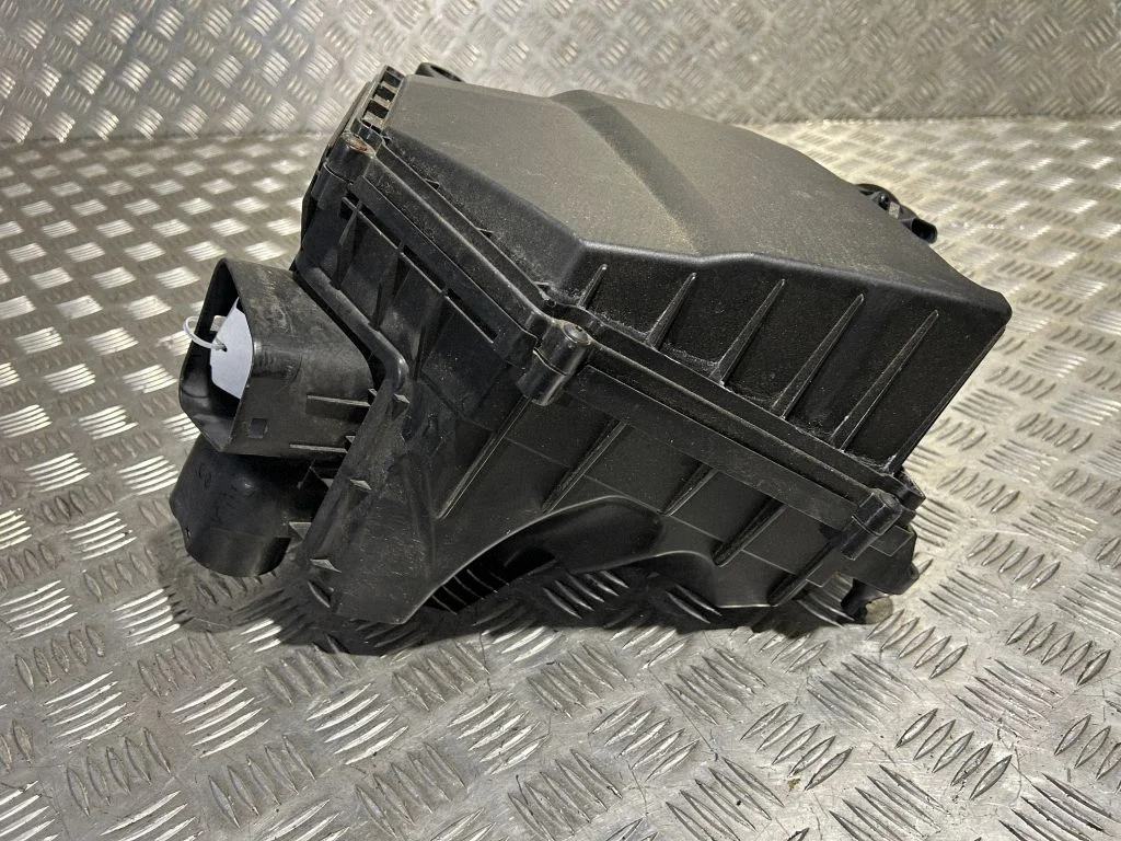 Air filter box – Volvo XC60 (2017-)
