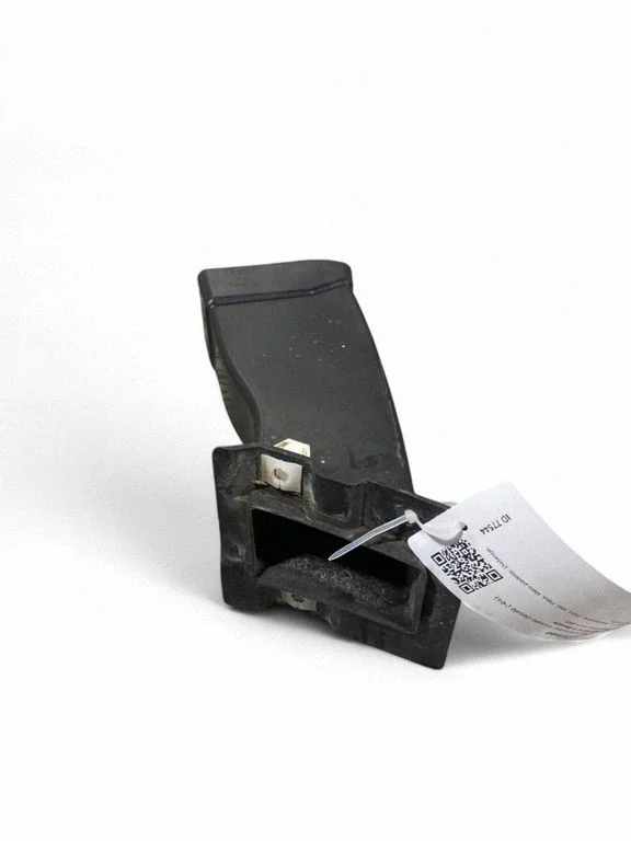 Air intake duct part 4KE121733