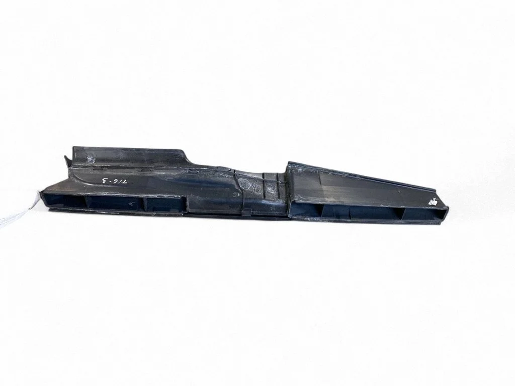 Air intake duct part 5Q0129254E