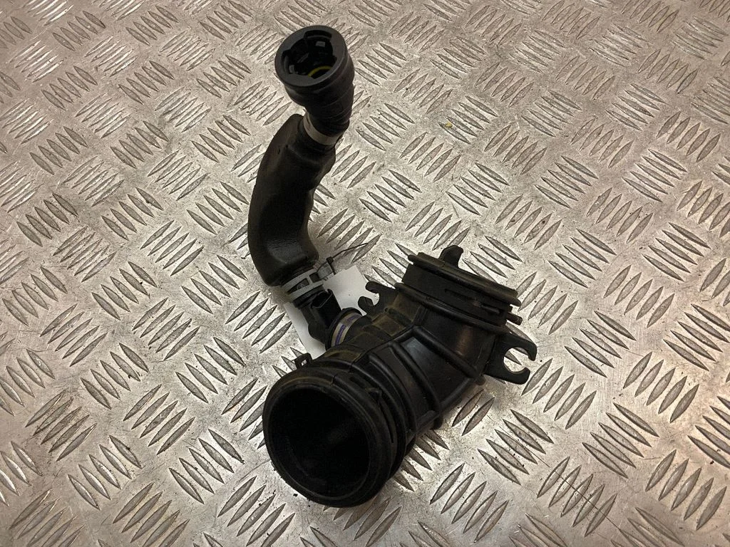 Air intake duct part HG9Q9G944AE