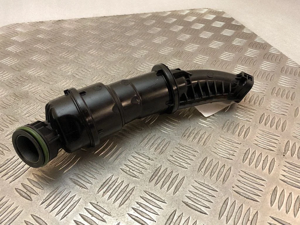 Turbo õhu sisselasketoru/ -voolik 31331636