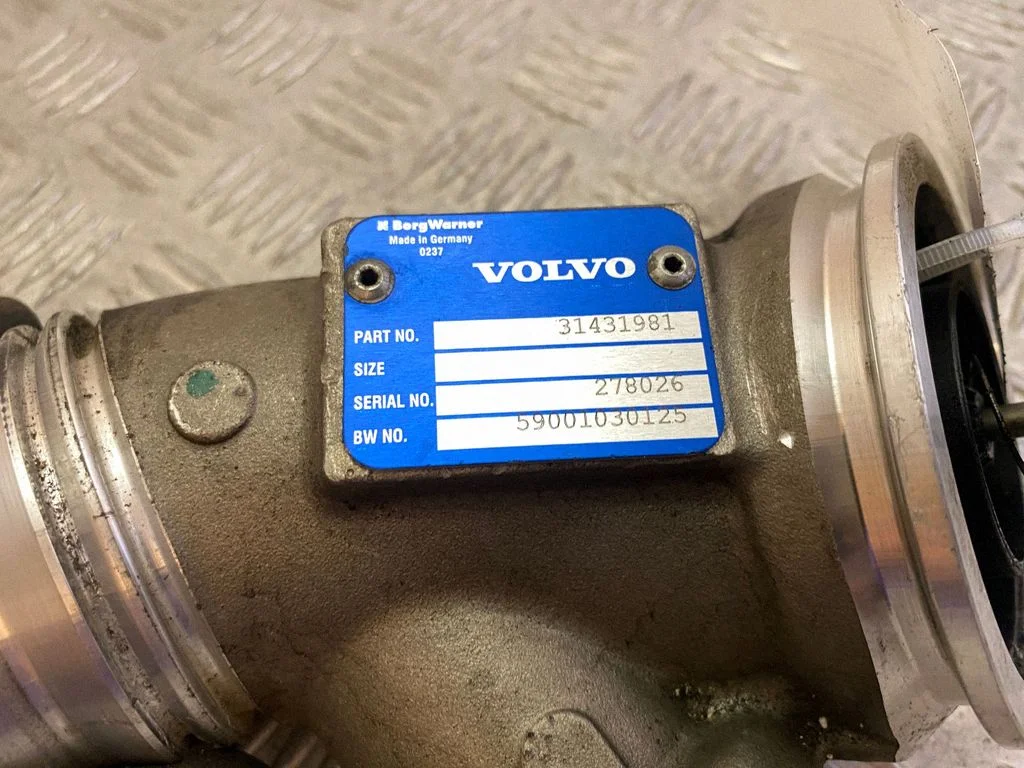 Turbo õhu sisselasketoru/ -voolik 31431981