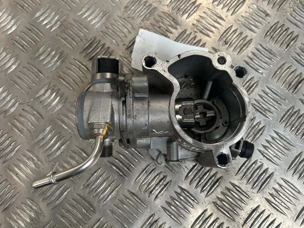 Kütuse kõrgsurvepump 31437903