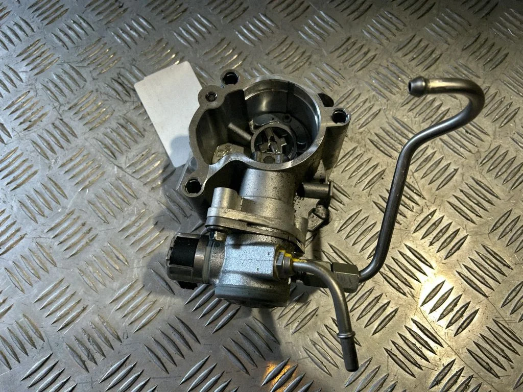 Kütuse kõrgsurvepump 31437903