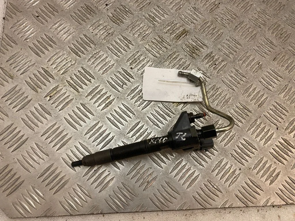 Fuel injector 31432836