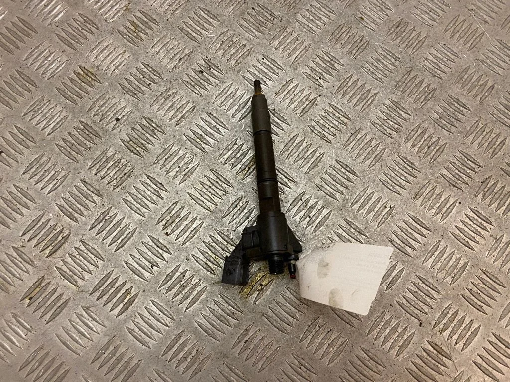 Fuel injector 31432836