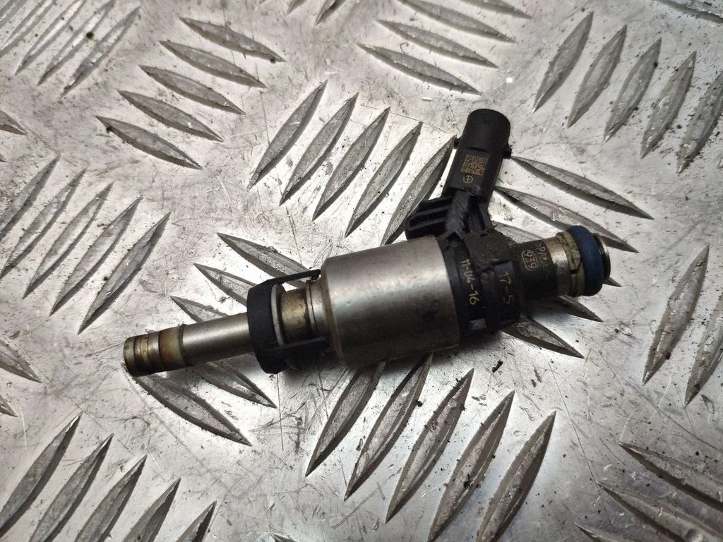 Fuel injector – Audi Q5 SQ5 8R (2008-2017)