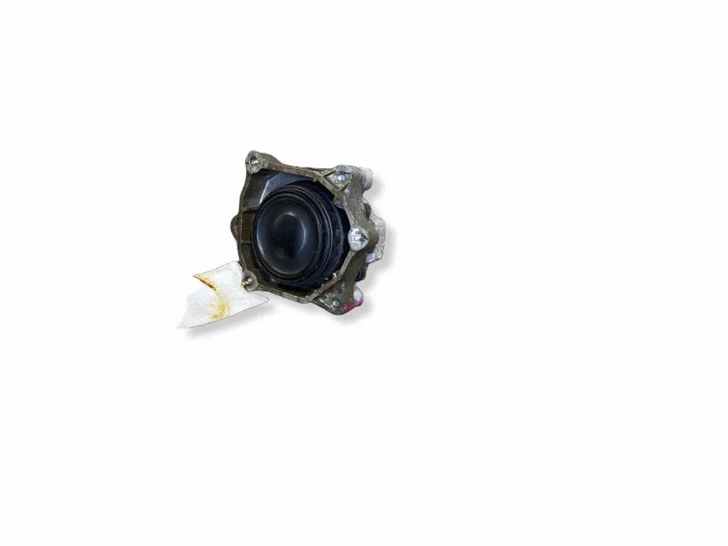 Engine mount bracket 6859414