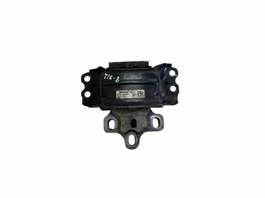 Engine mount bracket 5QA199555C