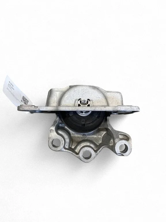 Engine mount bracket 31460716