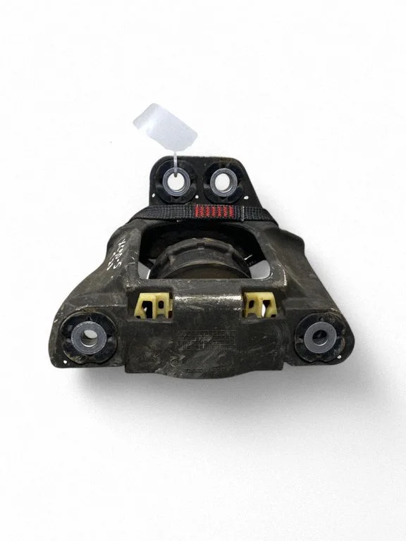 Engine mount bracket – Volvo XC90 (2014-)