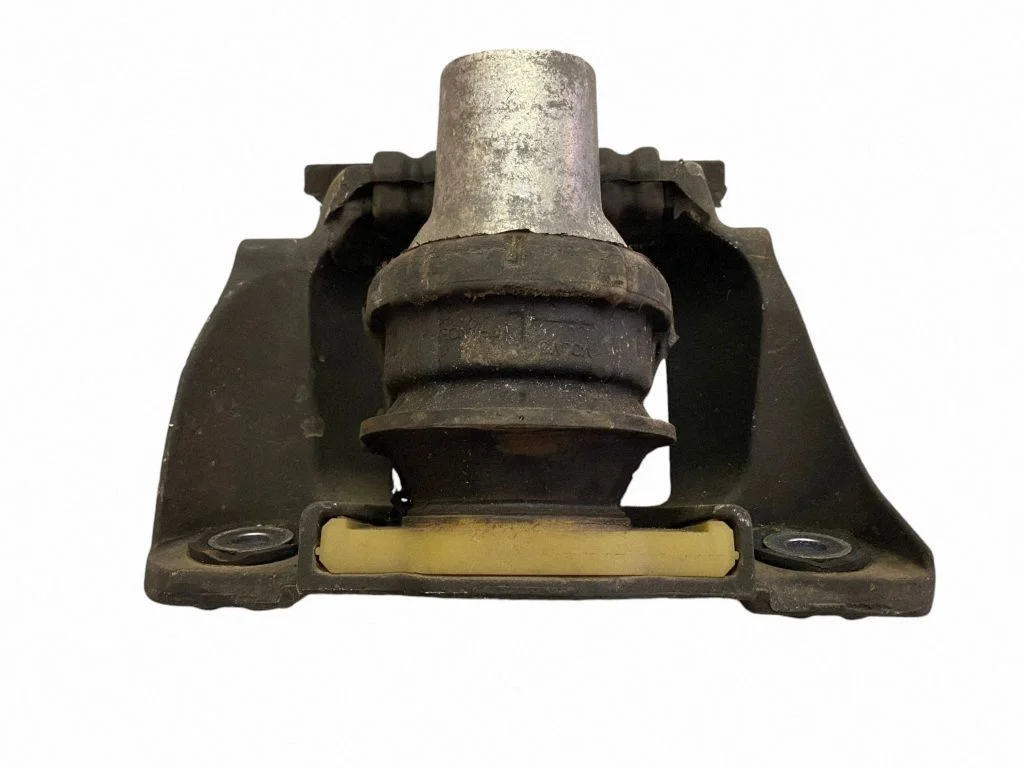 Engine mount bracket 32222219