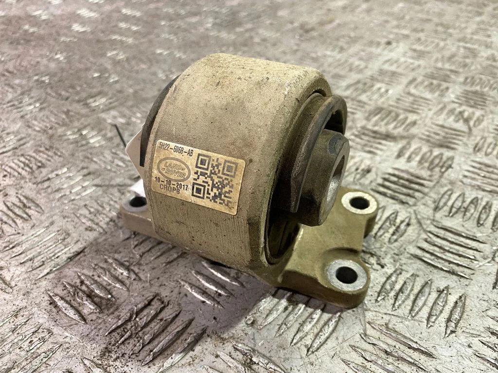 Engine mount bracket 5H226068AB