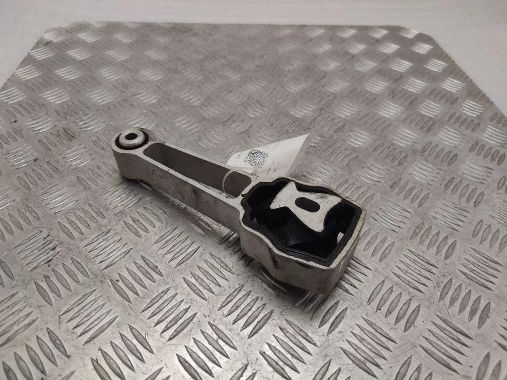Mootoripadi 6G926P082CC