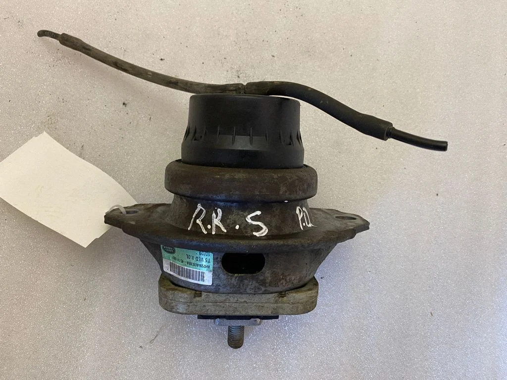 Dzinēja spilvens AH226A003BA
