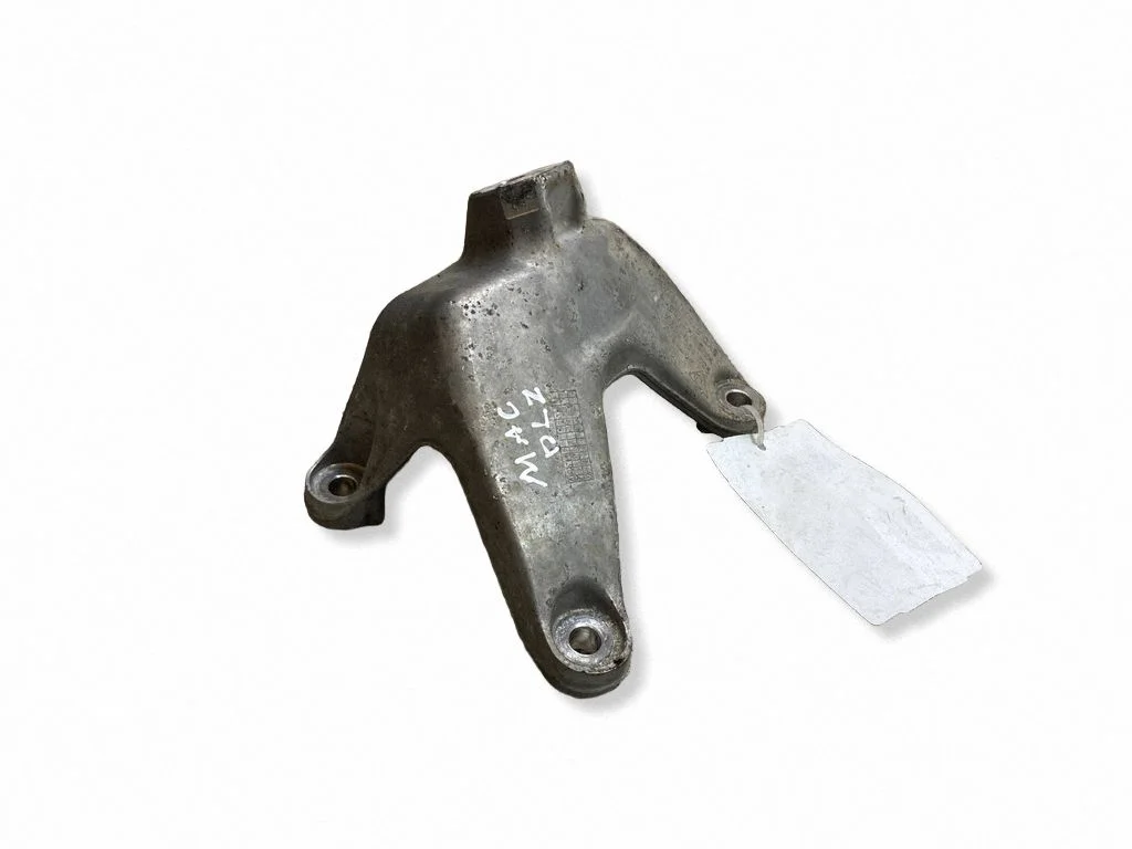 Engine mounting bracket – Porsche Macan (95B) (2019-)