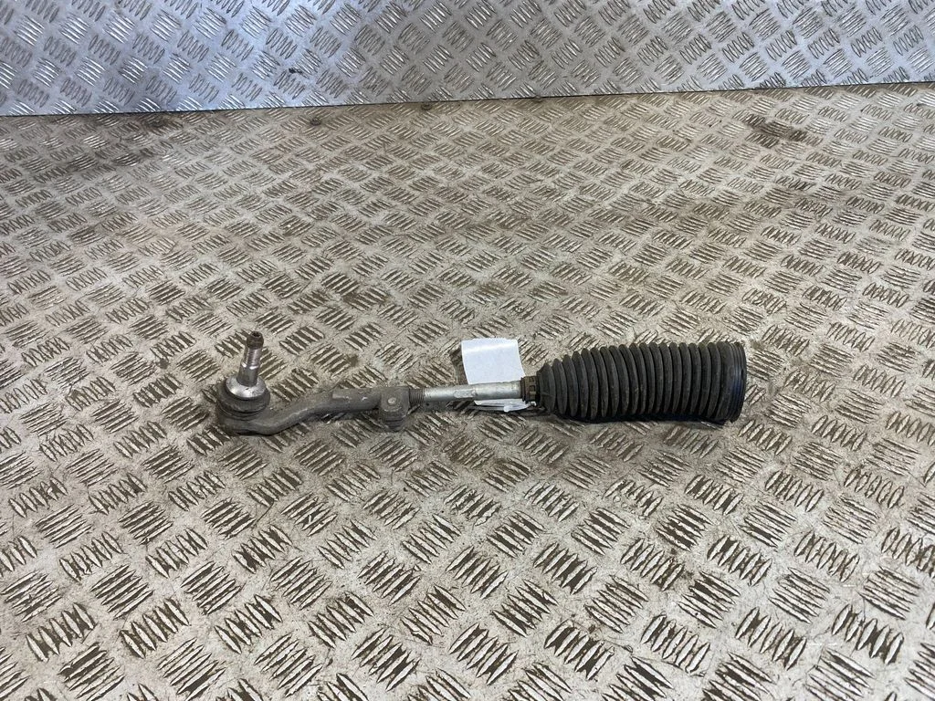 Steering tie rod – front left