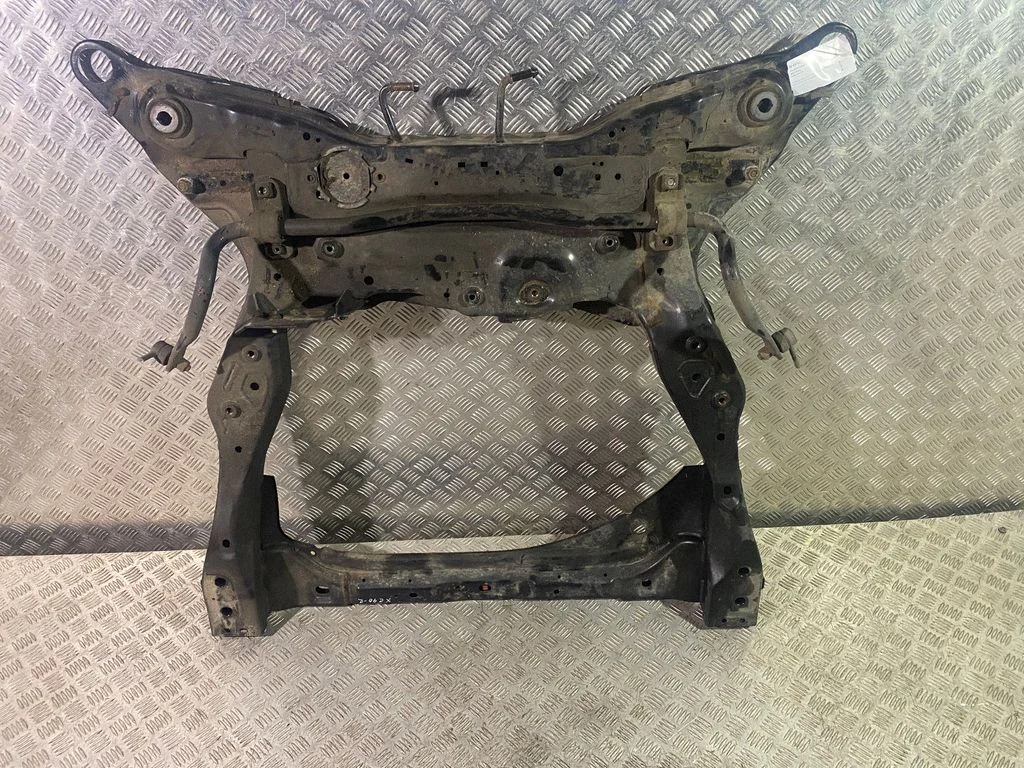 Front subframe 32221046