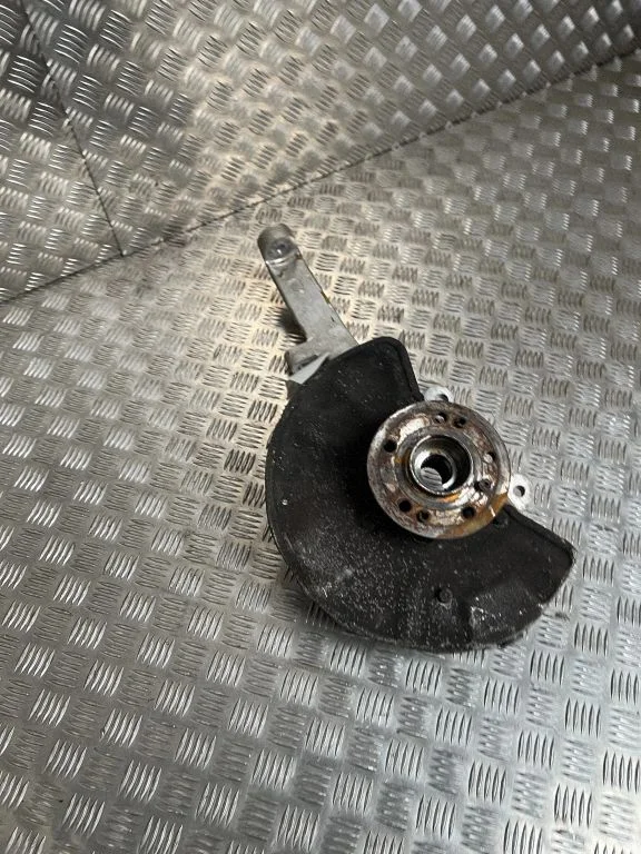 Front wheel hub spindle knuckle 16609