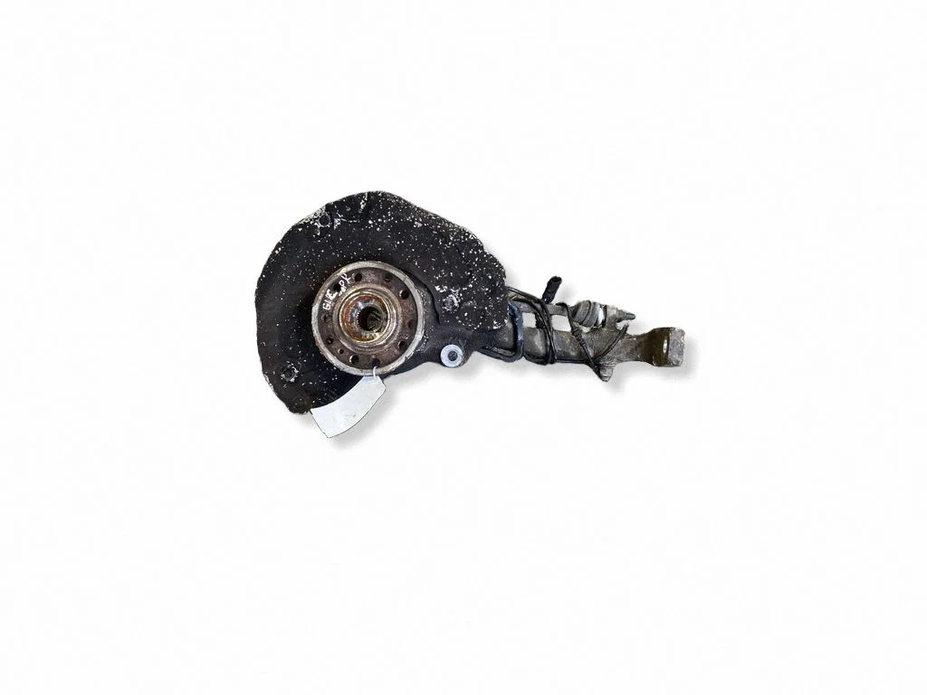 Front wheel hub – front left