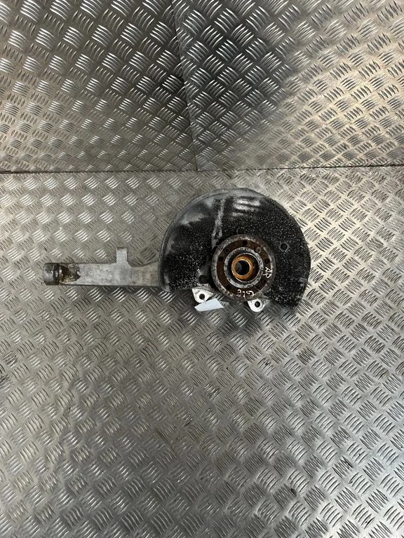 Front wheel hub spindle knuckle 16610