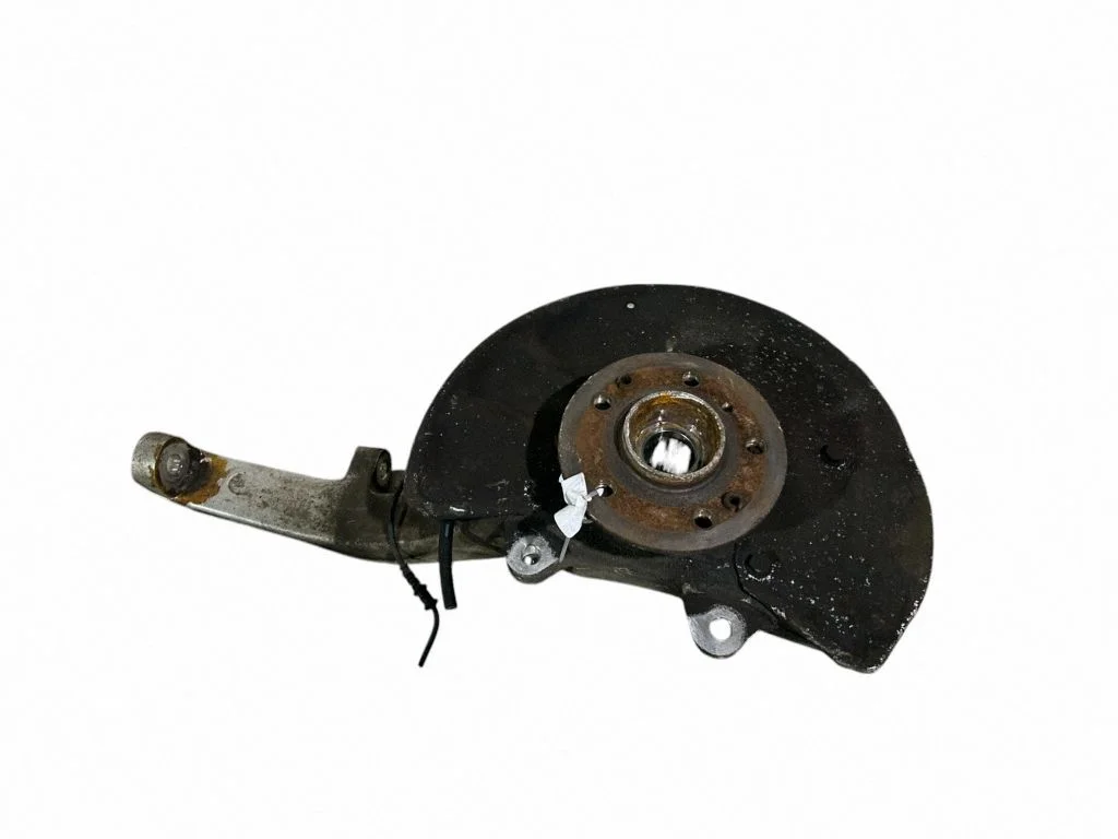 Front wheel hub 16610