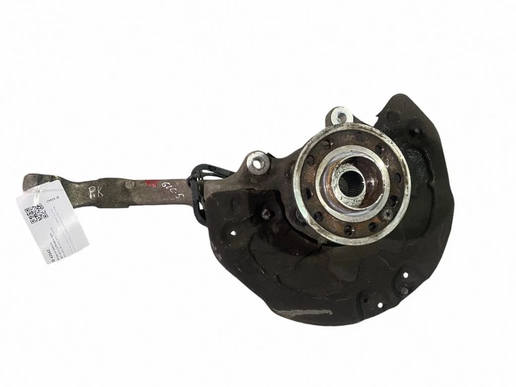 Front wheel hub – left
