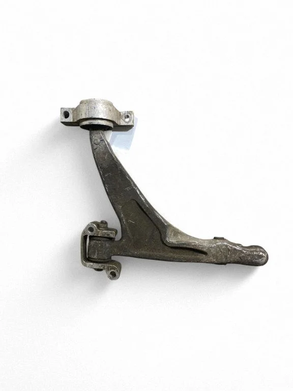 Front lower control arm/wishbone – left