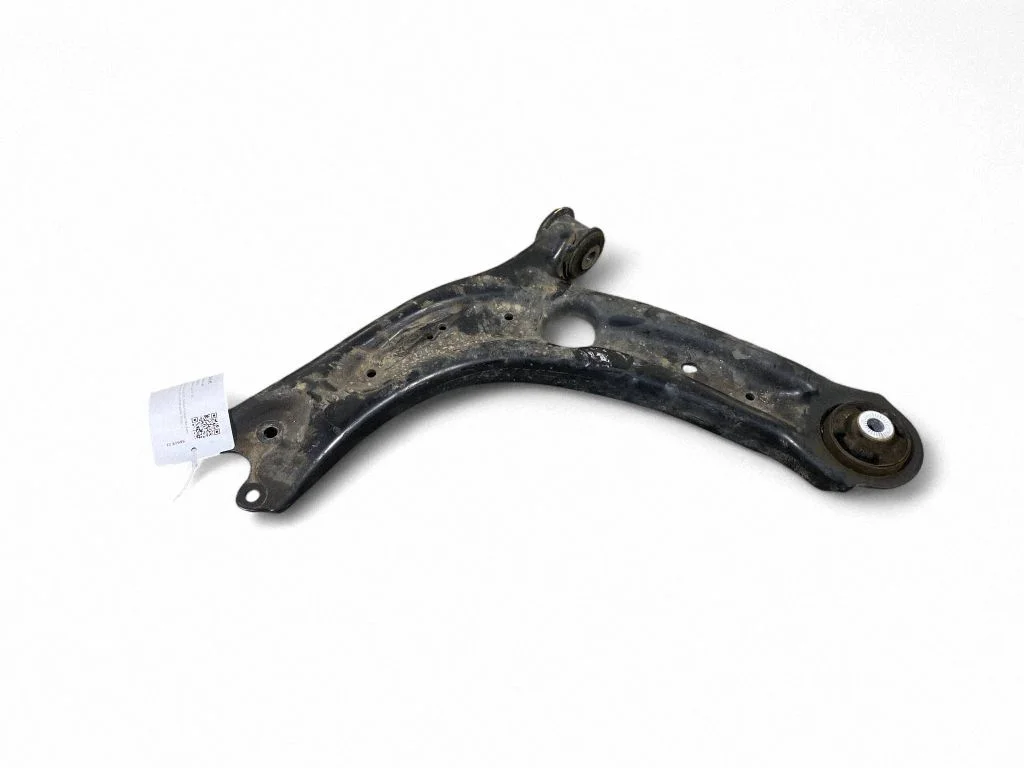 Front lower control arm/wishbone – left