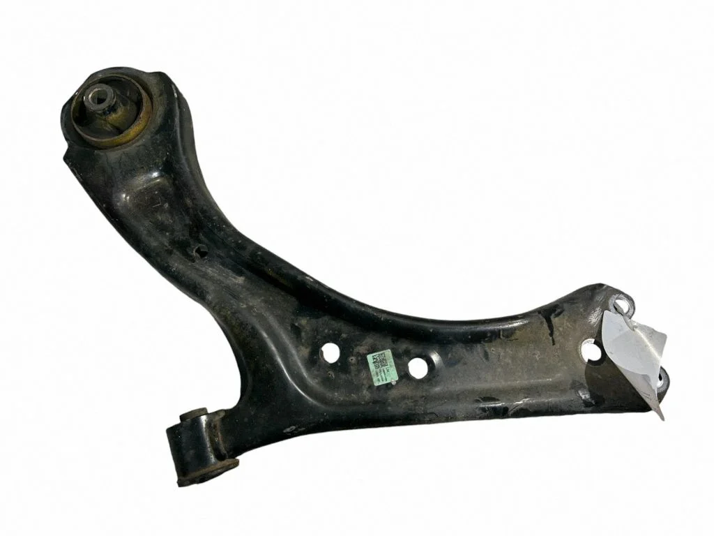 Front lower control arm/wishbone 54500CV000