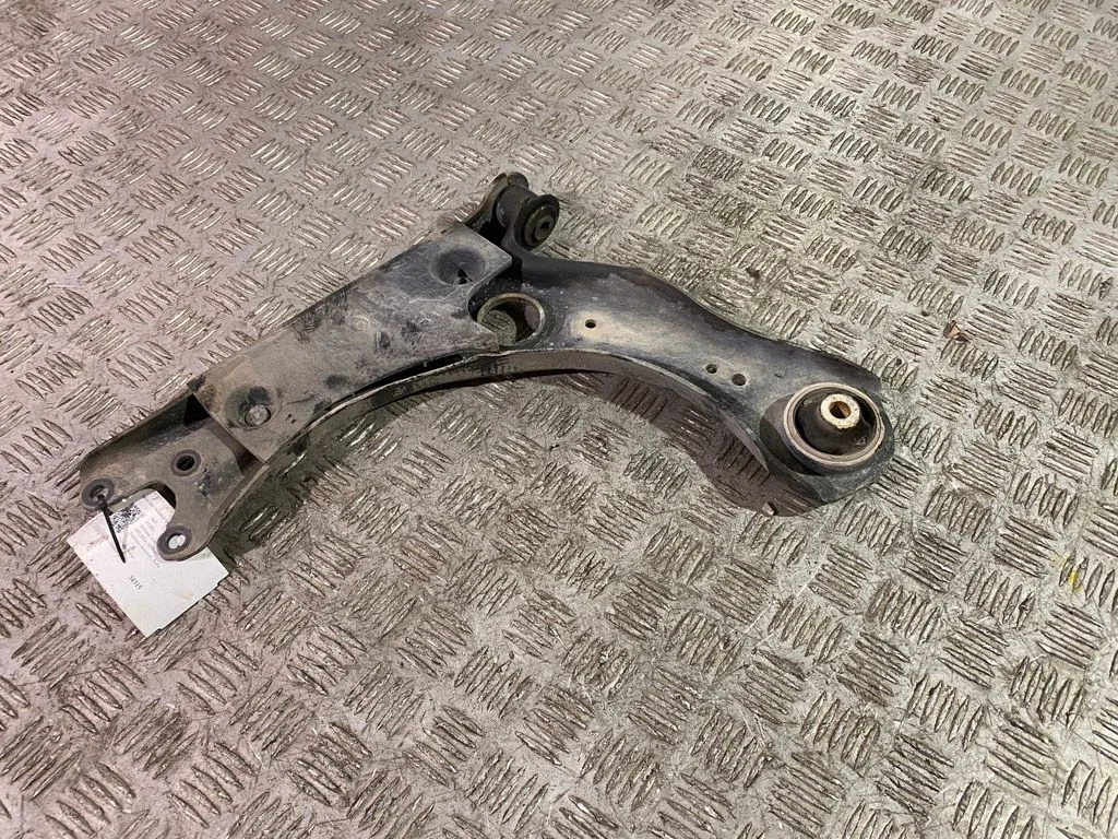 Front lower control arm/wishbone – Audi A1 (2018-)