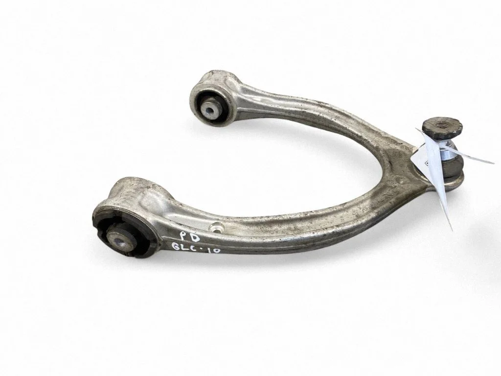 Front upper control arm/wishbone – front right