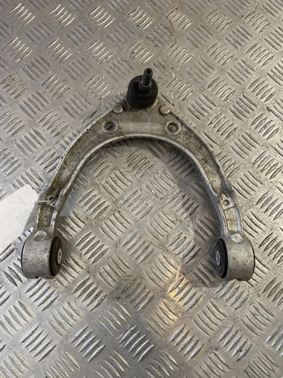 Front upper control arm/wishbone – Audi Q7 4L (2005-2015)