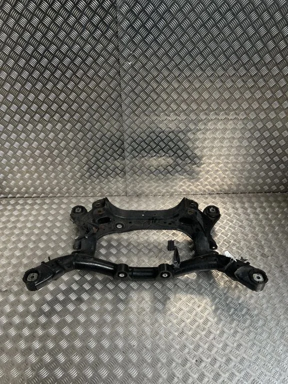 Tagumine abiraam – BMW 3-seeria G20 G21 (2019-)