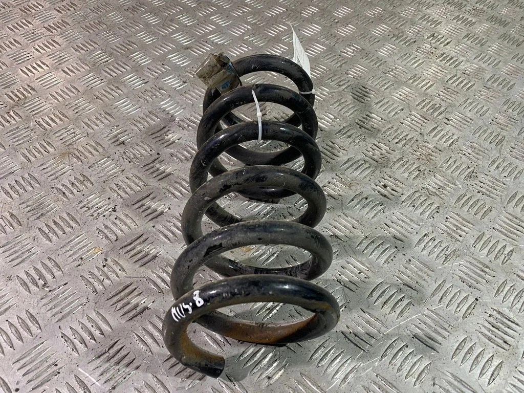 Rear coil spring FR3C5560BC