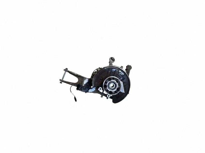 Rear wheel hub spindle/knuckle – rear right