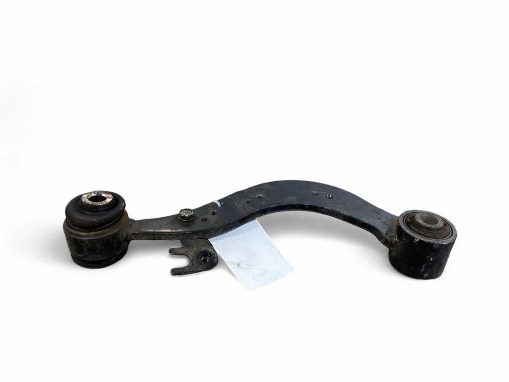 Rear control arm
