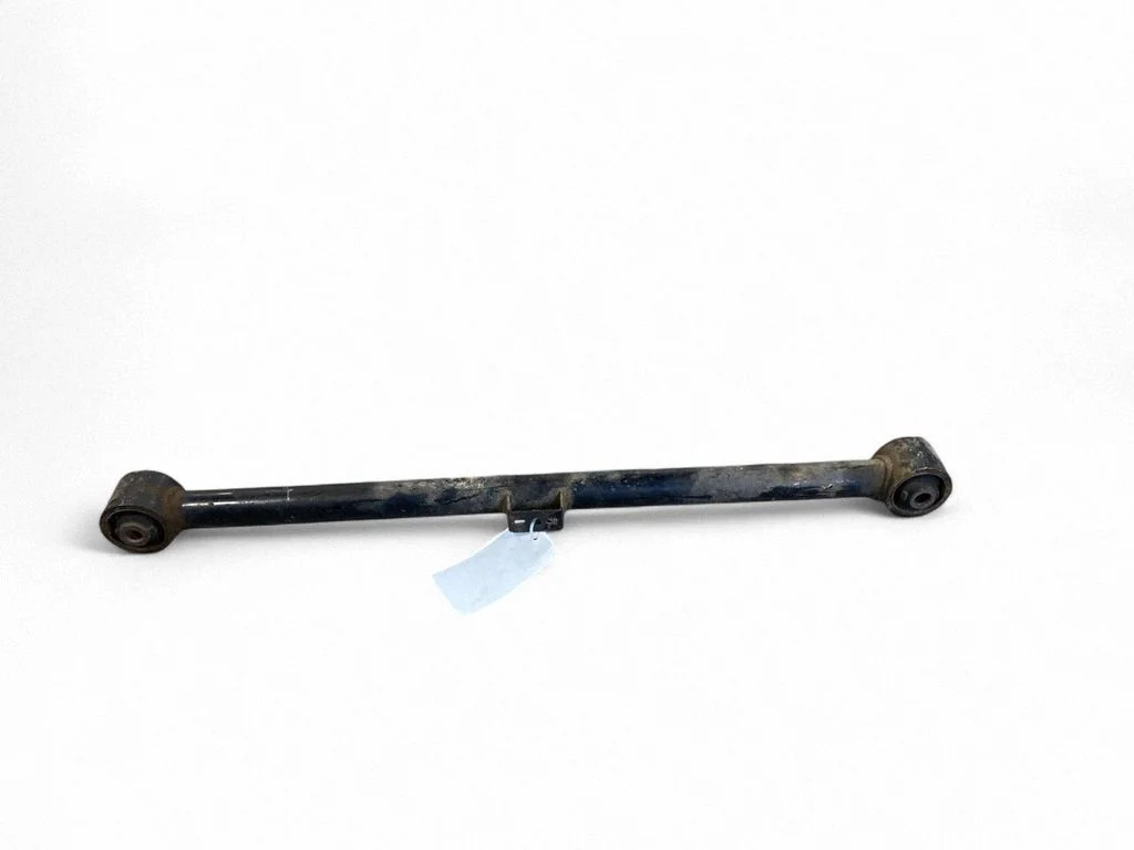 Rear control arm