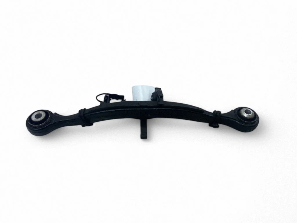Rear control arm A1664230823