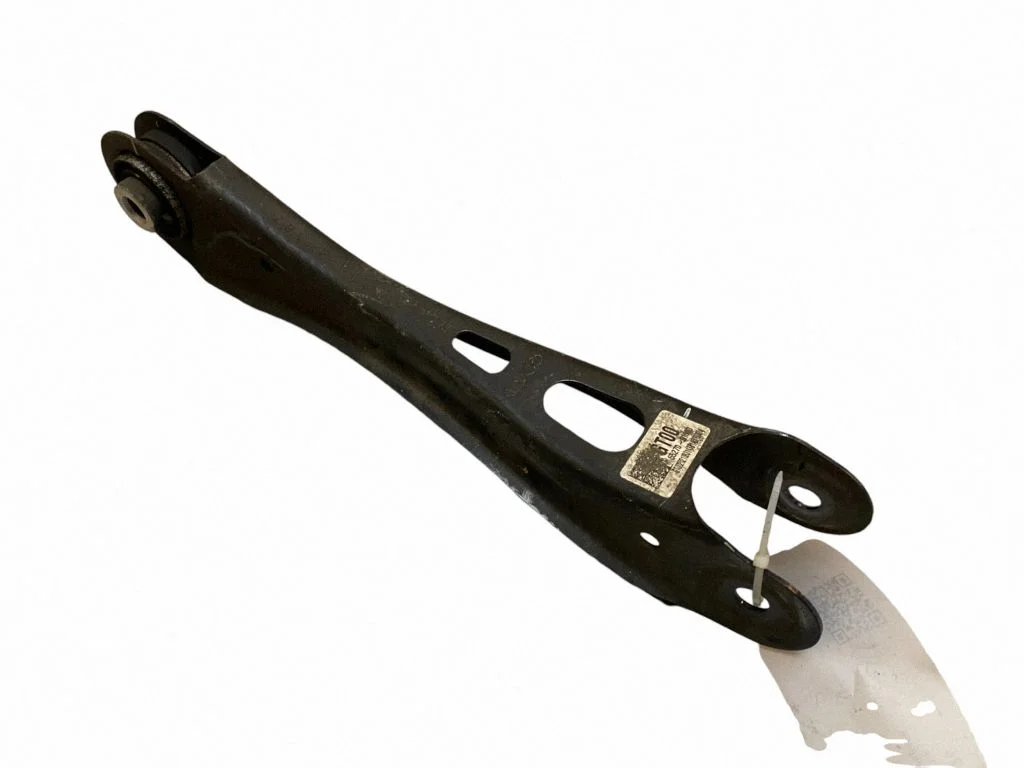 Rear control arm 55270GI000