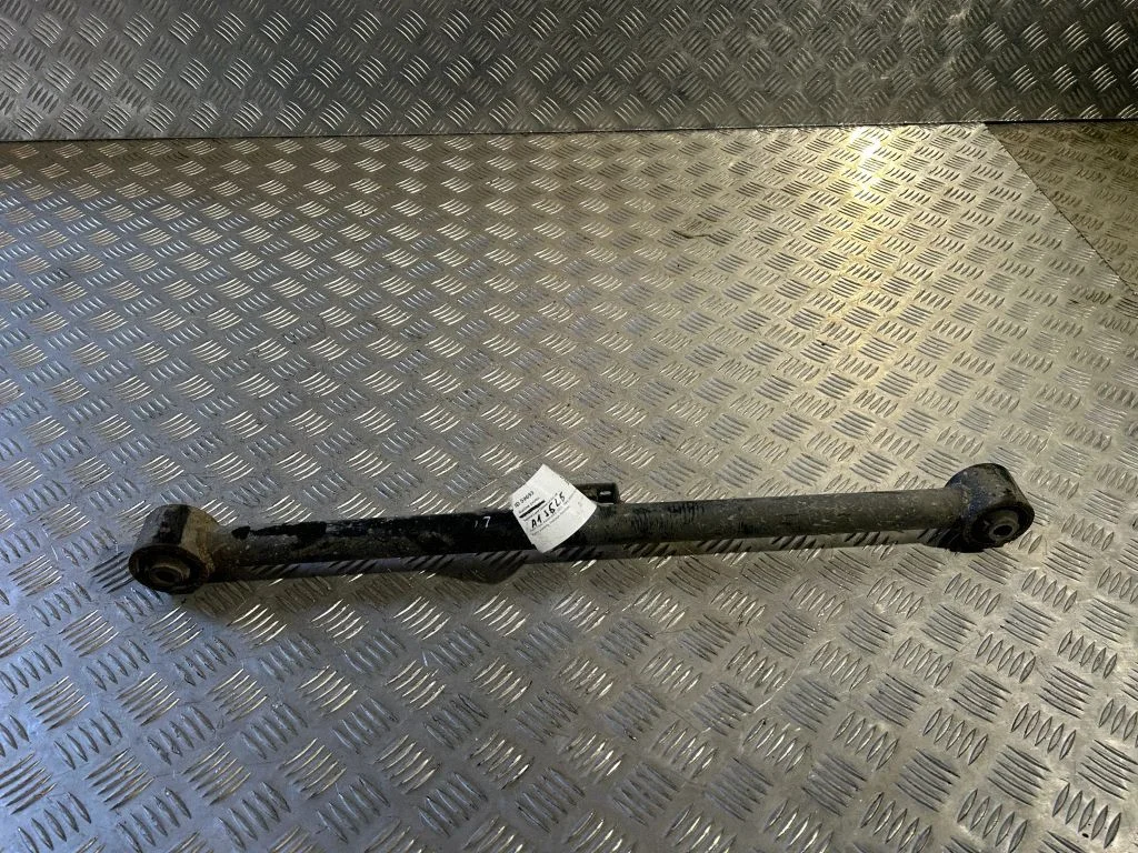 Rear control arm